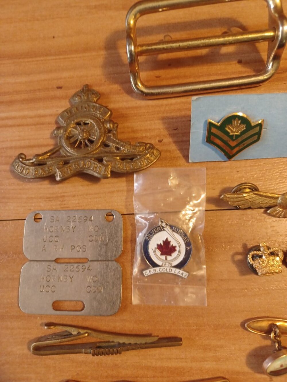 Canadian Army Random Pins - Picture 2 of 9